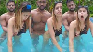 fsiblog sex Indian College Girl Sex In Swimming Pool Hardcore With Her Bf