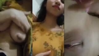 Fsiblog com Hot Teen Old Girl Records Her Naked MMS In Kerala Sex